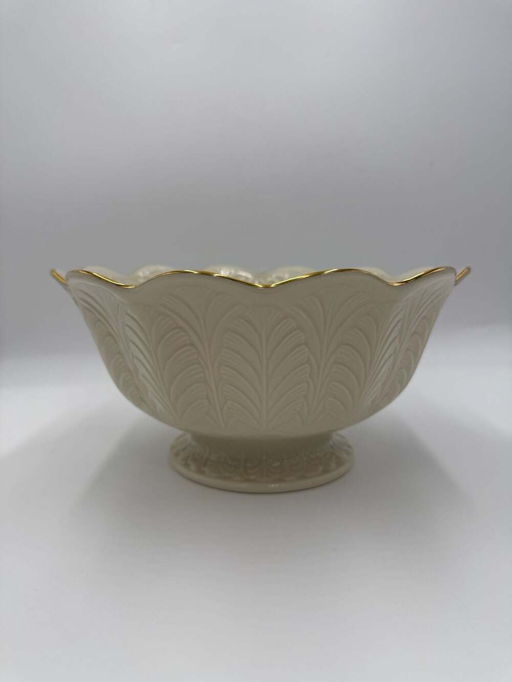 Lenox Greenfield Collection Ivory Porcelain Pedestal Bowl 24K Gold Trim